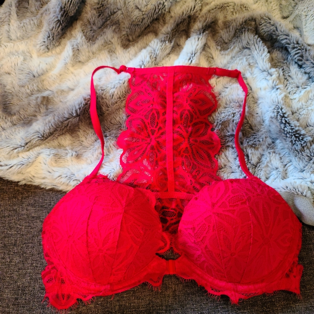 32C PINK BRA